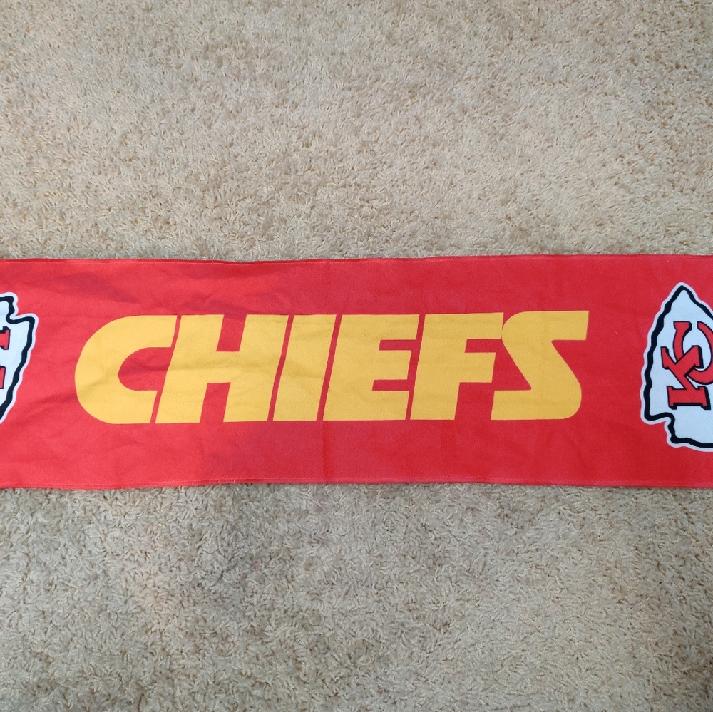 NWT Kansas City Chiefs Performance Athletic Towel